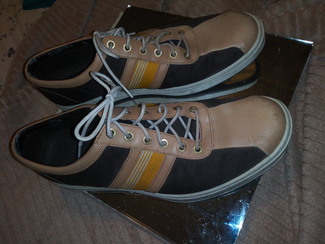 Timberland tan /brown 11M shoes