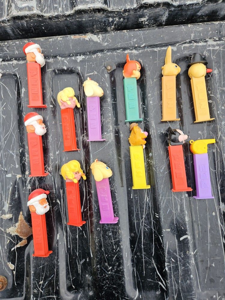 Collectible PEZ dispensers