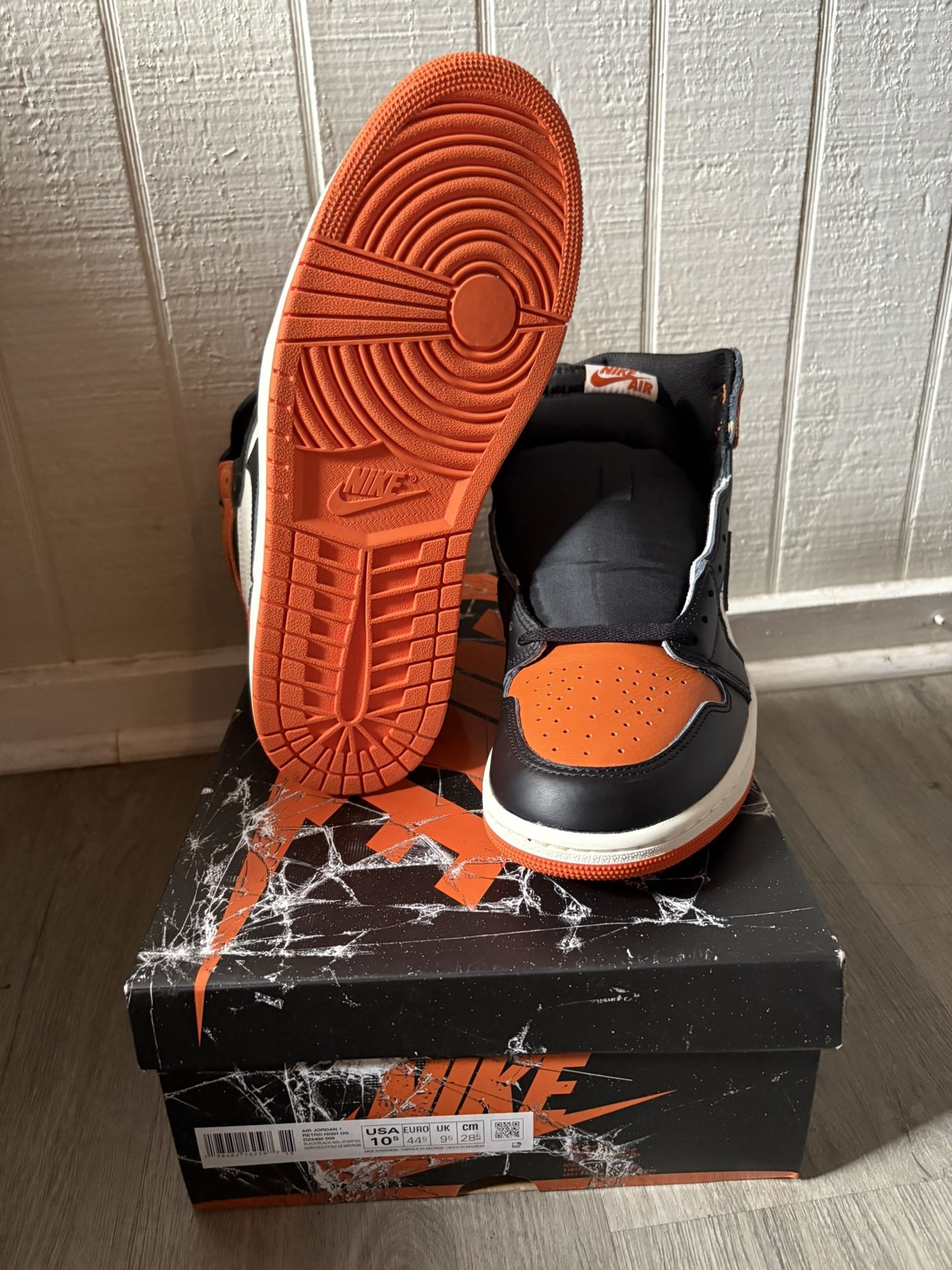 Air Jordan 1 High OG Shattered Backboard Size 10.5