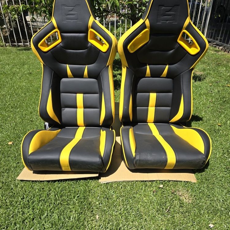 Universal Racing Seats 