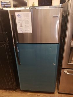Save $203 Today!!! Financing Available NO CREDIT NEEDED! 👌 Top-bottom stainless steel refrigerator. NEW SCRATCH & DENT SPECIAL!!!