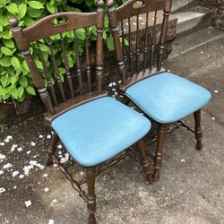 VINTAGE Pair of WOODEN CHAIRS