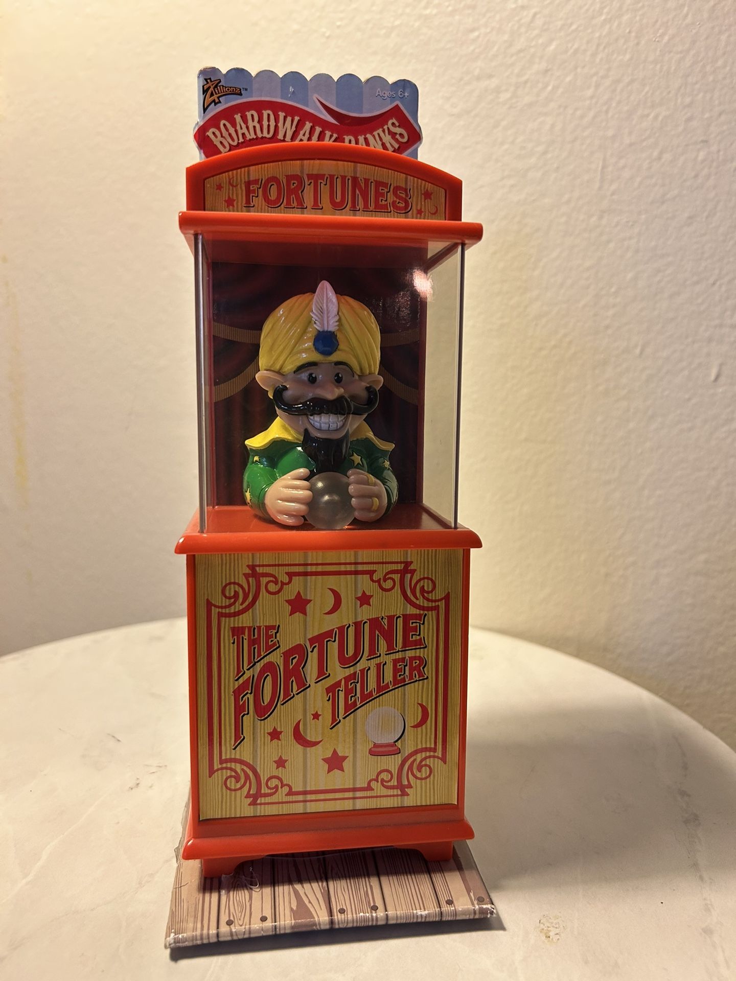*Fortune Teller* Toy Bank Light Up & Talks! 2010 Boardwalk...