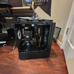 PC Case With Extra Accessories.