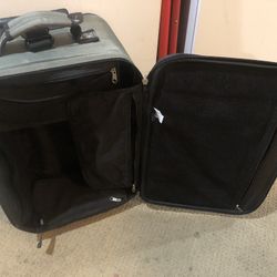 Suitcase 