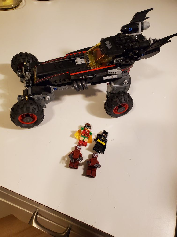 Lego Batman Movie Batmobile & Mini Figures