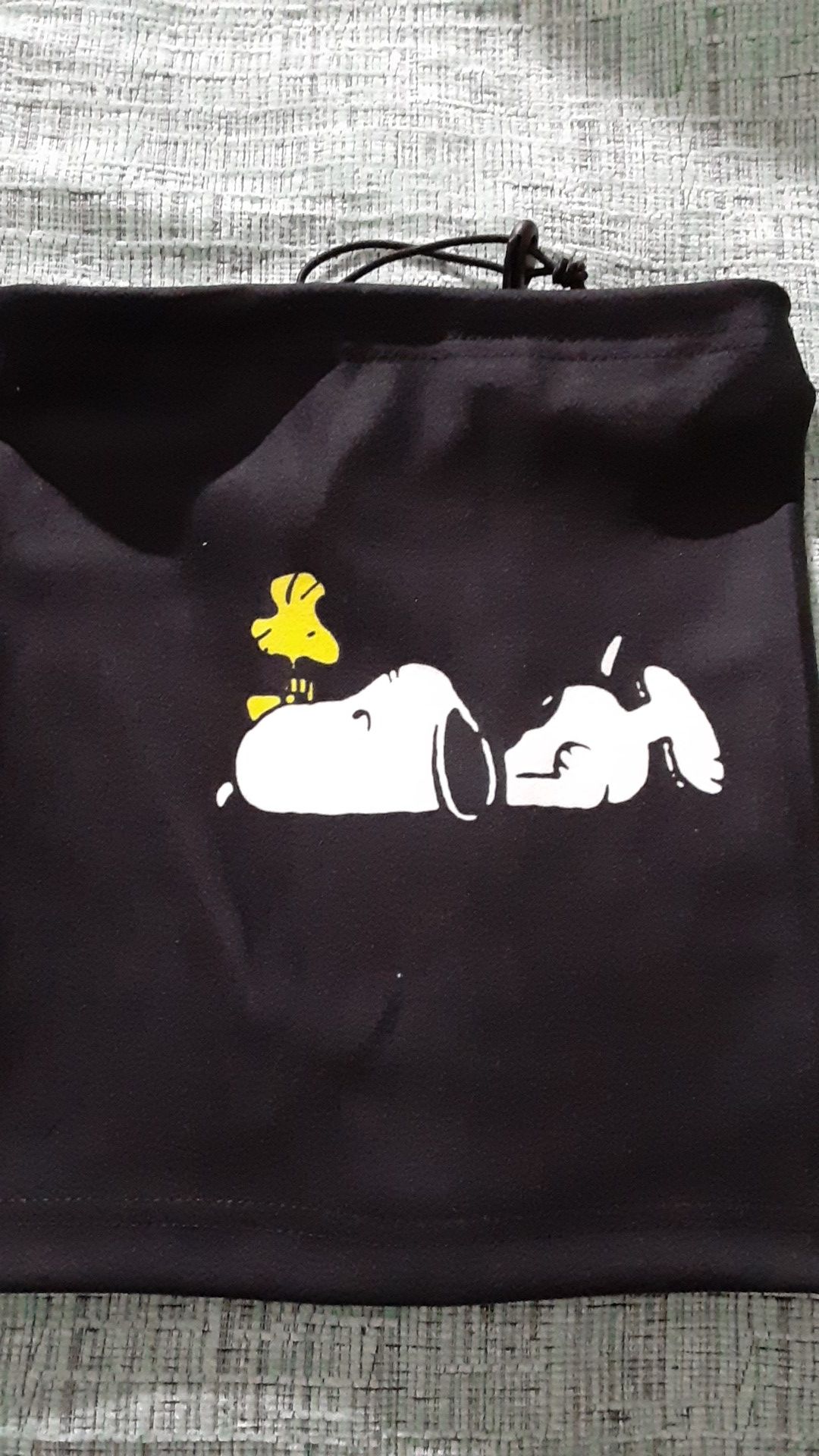 Snoopy neck gaiter face covering