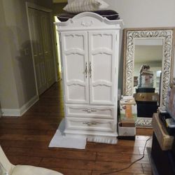 Hutch Cabinet