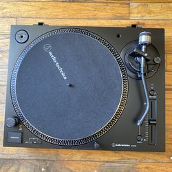 Audio Technica AT-LP120XUSB Direct-Drive Turntable (Analog & USB)