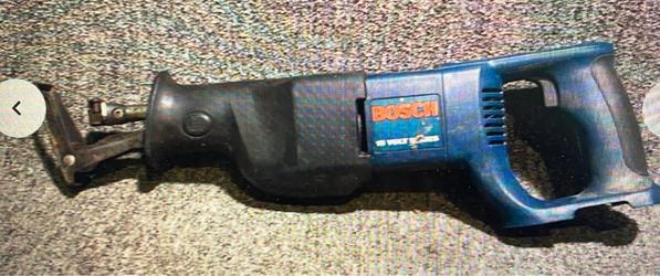 Bosch Cordless Reciprocating Saw with 2 blades and 1 Battery