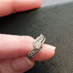 11 Real Dimaned Ring White Gold 