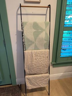 Black Metal Blanket Ladder - blankets NOT included