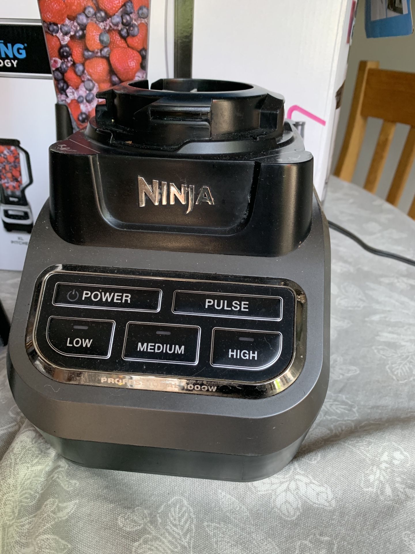 NINJA Professional Blender