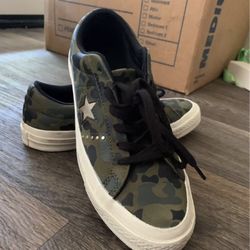 Leather sneakers Converse One Star size 6.5 US