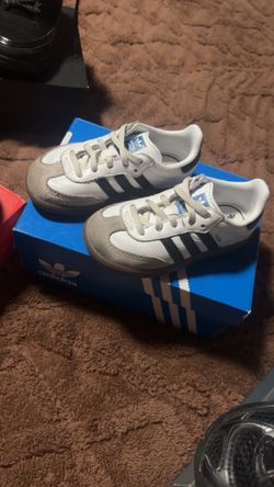 Size: 7c They just have to clean them.