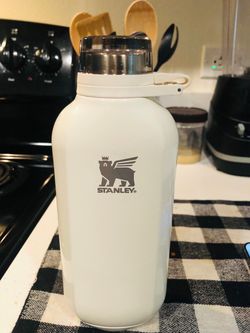 Stanley Insulated Water Bottle White