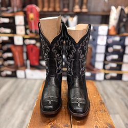 women boots 