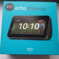 Amazon - Echo Show 5  Smart display with Alexa and 2 MP camera