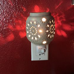 Outlet Plug-In Wax Warmer