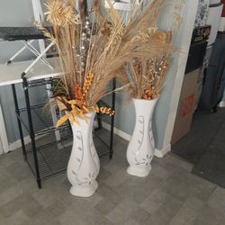 2   Vases With All Deco 