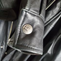 2xl Leather trenchcoat