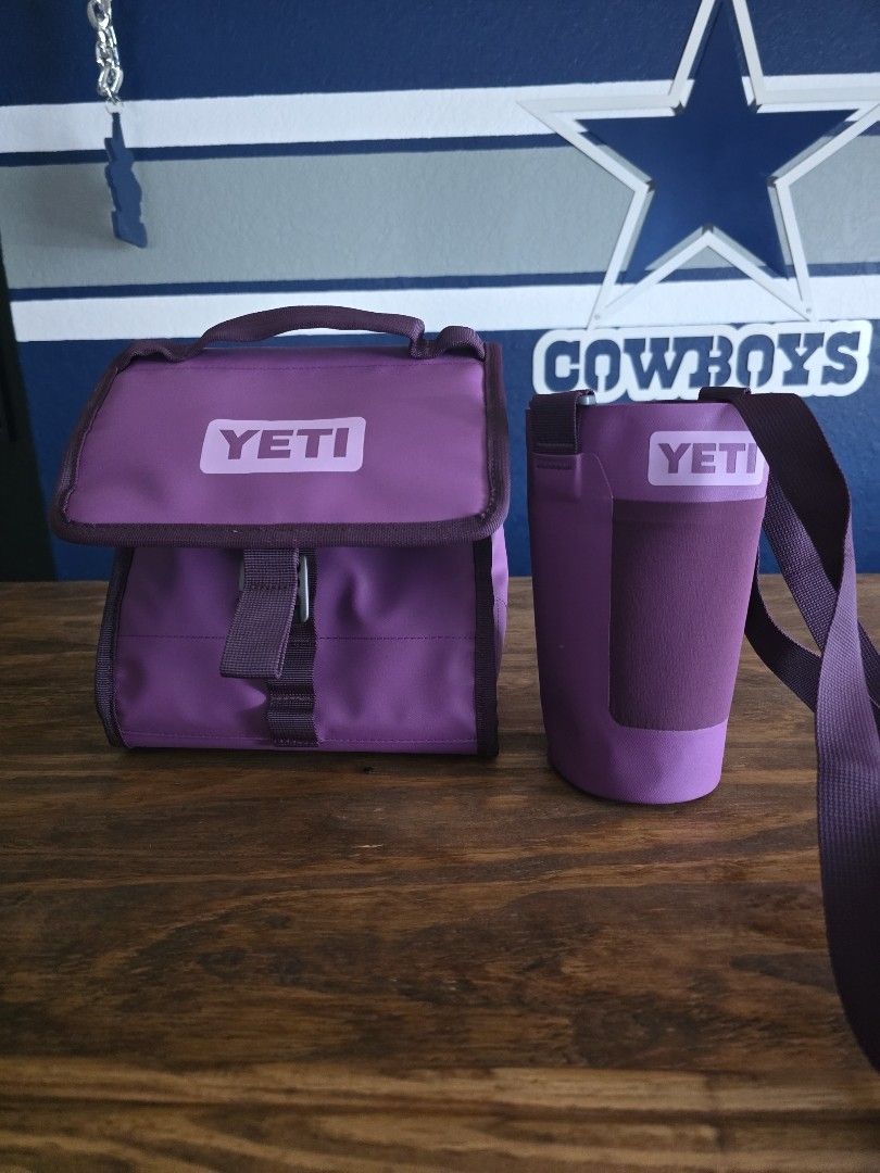 Yeti Daytrip Lunch Bag W/Bottle Cooler