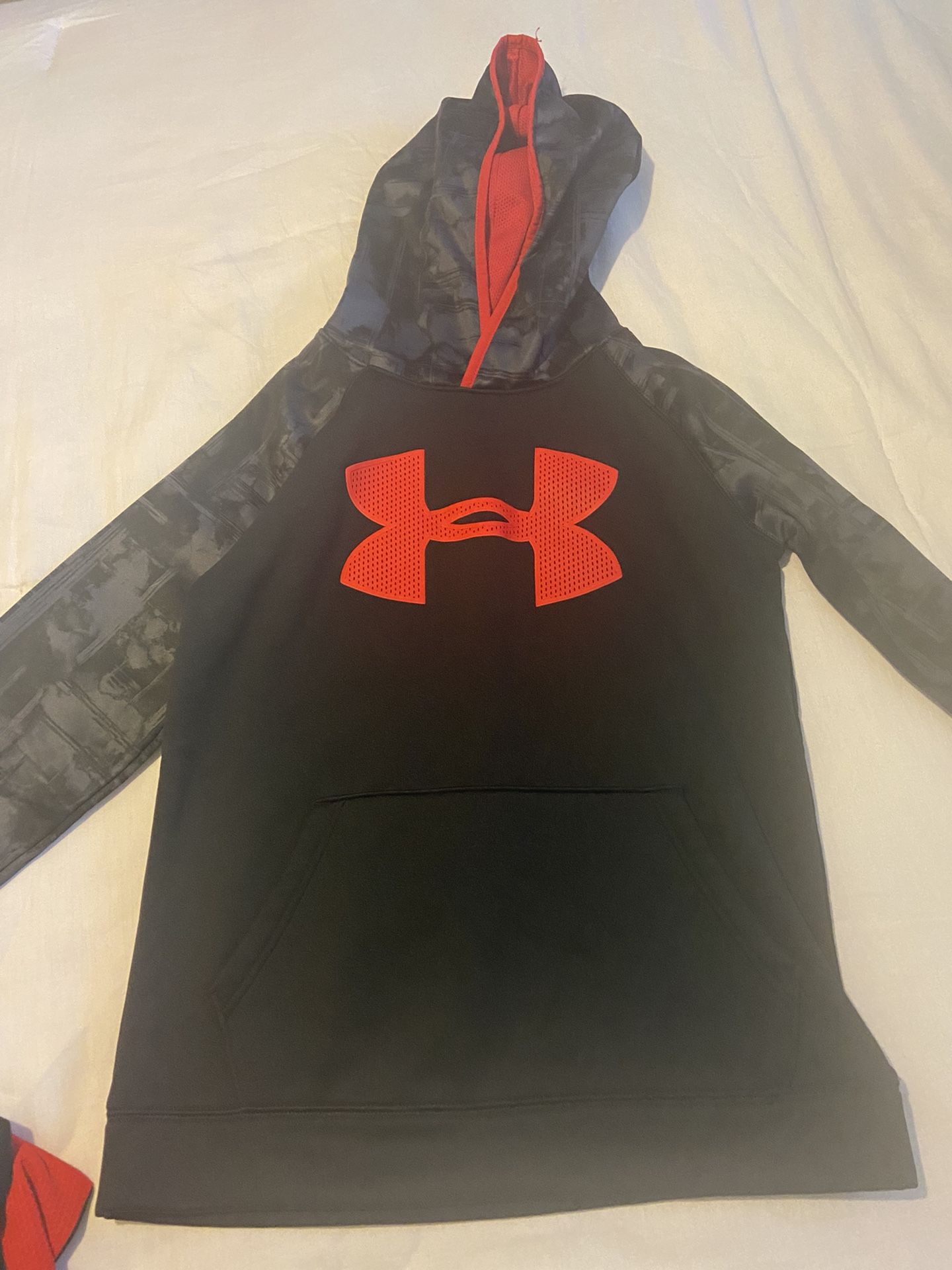 Youth Boy’s Under Armour Hoodies