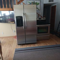 Maytag Refrigerator And Freezer 