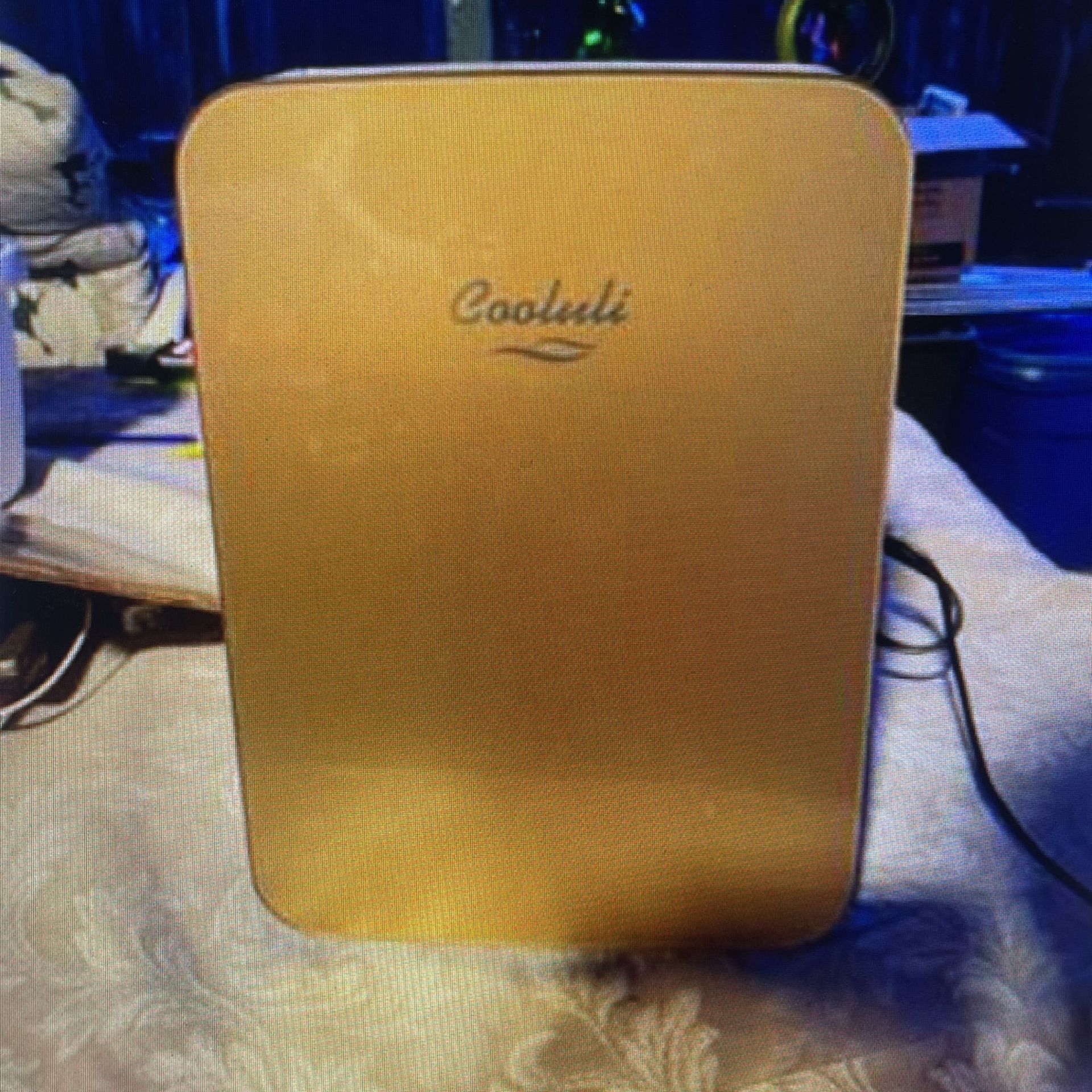 Cooluli 10L Mini Fridge For Bedroom Car Office Desk College