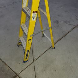 4' Ladder 