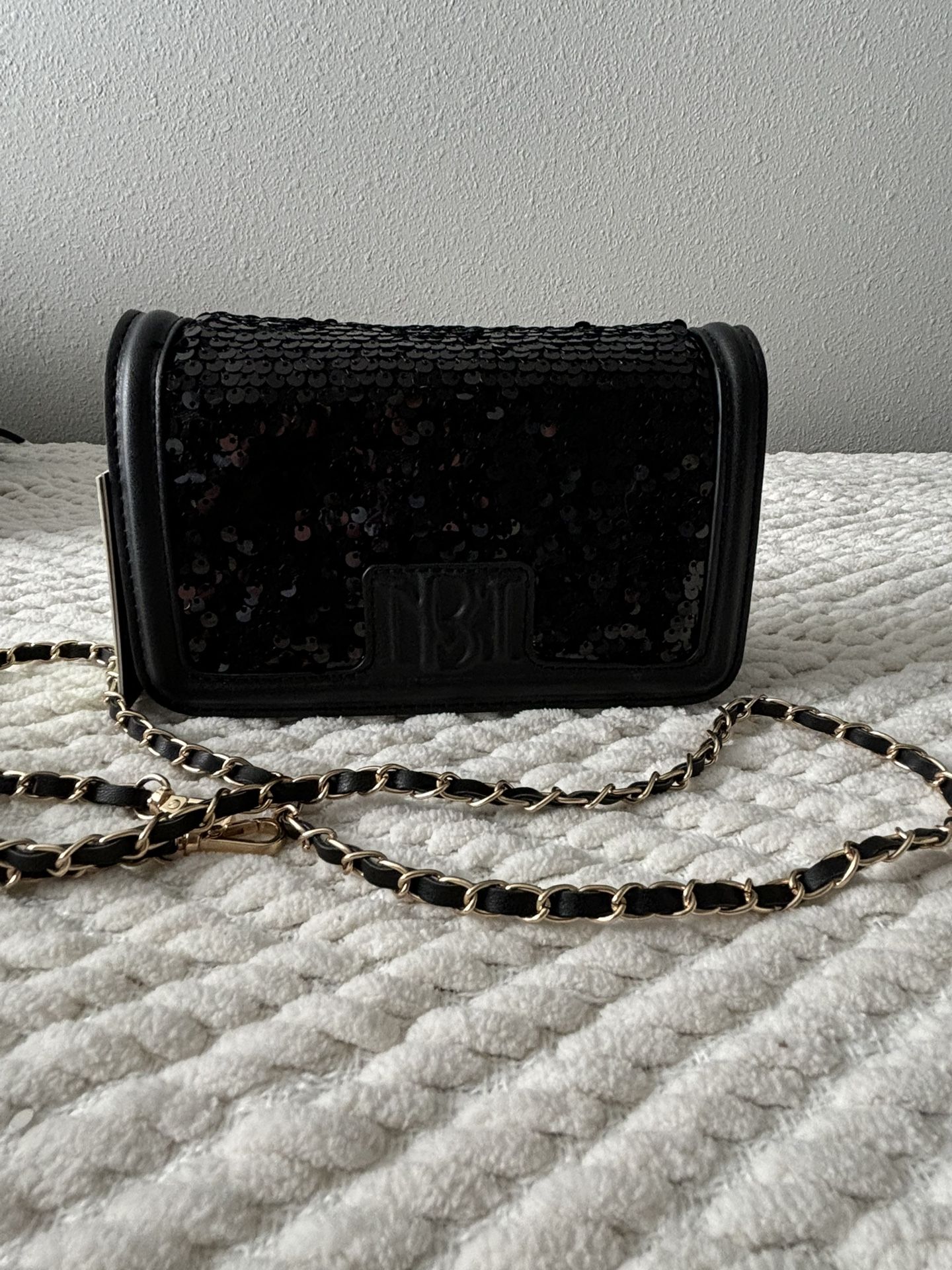 Badgley Mischka Sequins Crossbody
