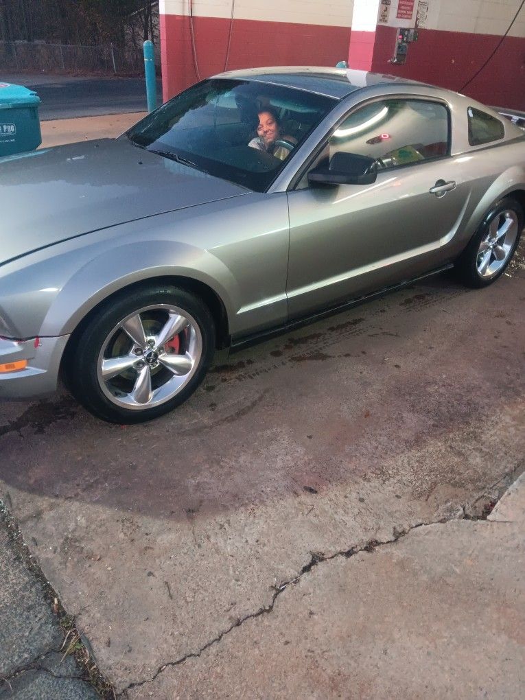 2008 Ford Mustang