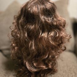 New with Tags 18" Layered Curly Wig Medium Brown/Auburn #4/30 