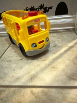 Fisher-Price Little People Yellow School Bus