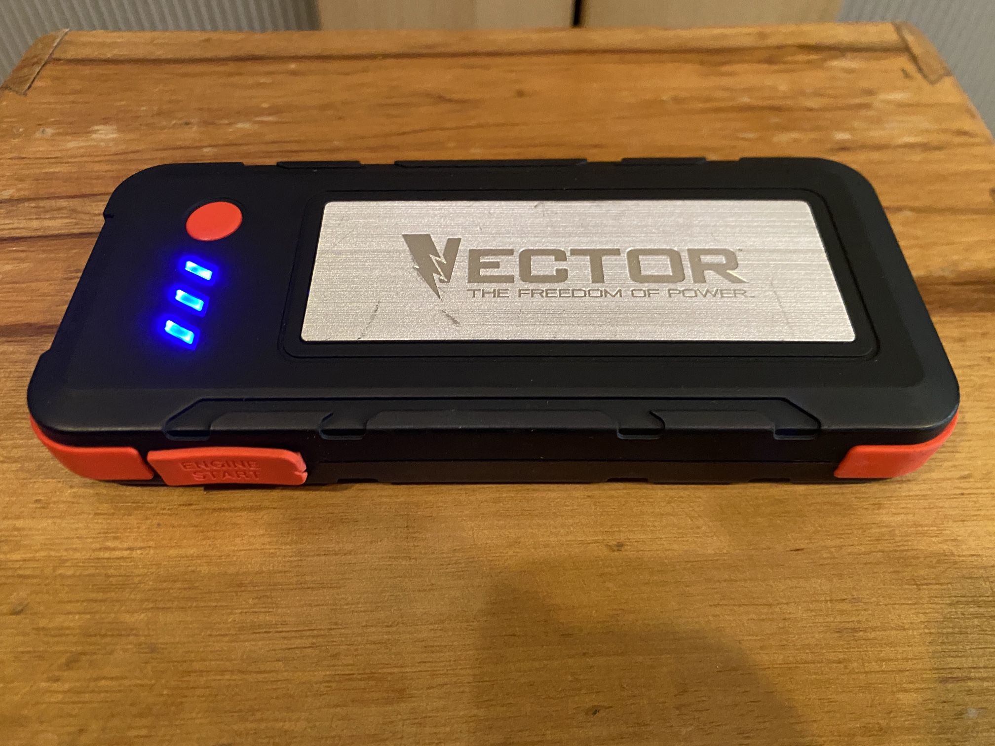 Vector SS16LV Portable Battery Jumper