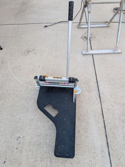 Sentinel laminate floor cutter