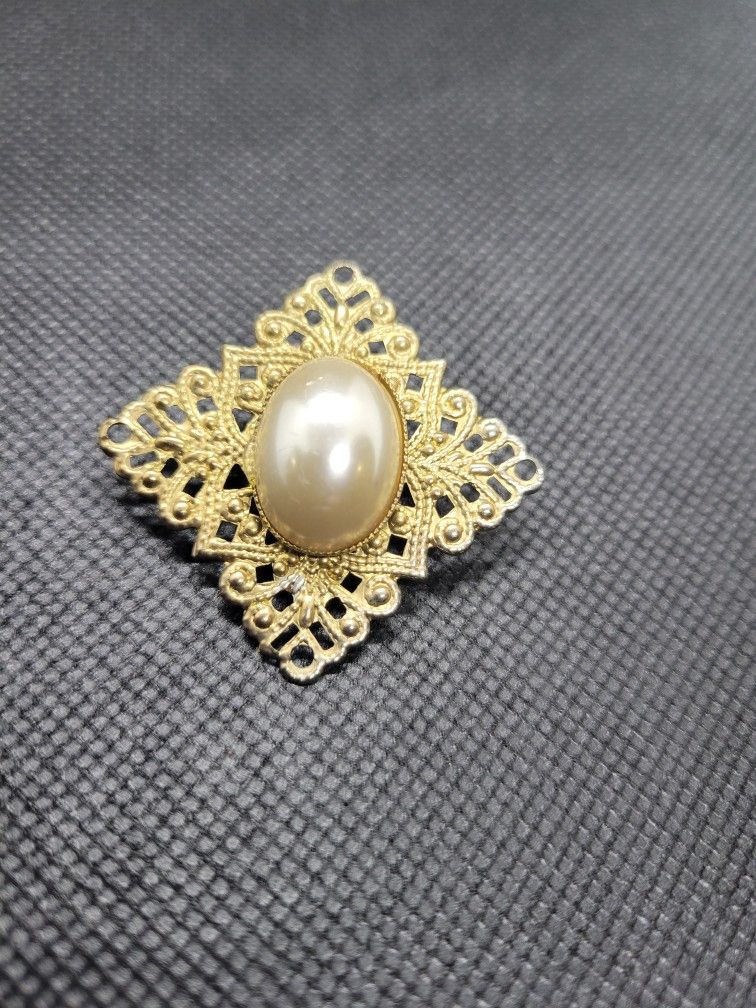 Diamond Shape Brooch