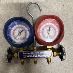 Yellow Jacket Refrigerant Manifold