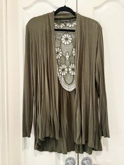 Plus size green cardigan with a large floral lace back panel