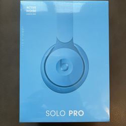 Beats Solo Pro - Light Blue 