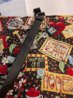 🎄🎁 Mary Engelbert's Tote Bag & Book