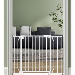 Baby Gate No Drilling/New In Box