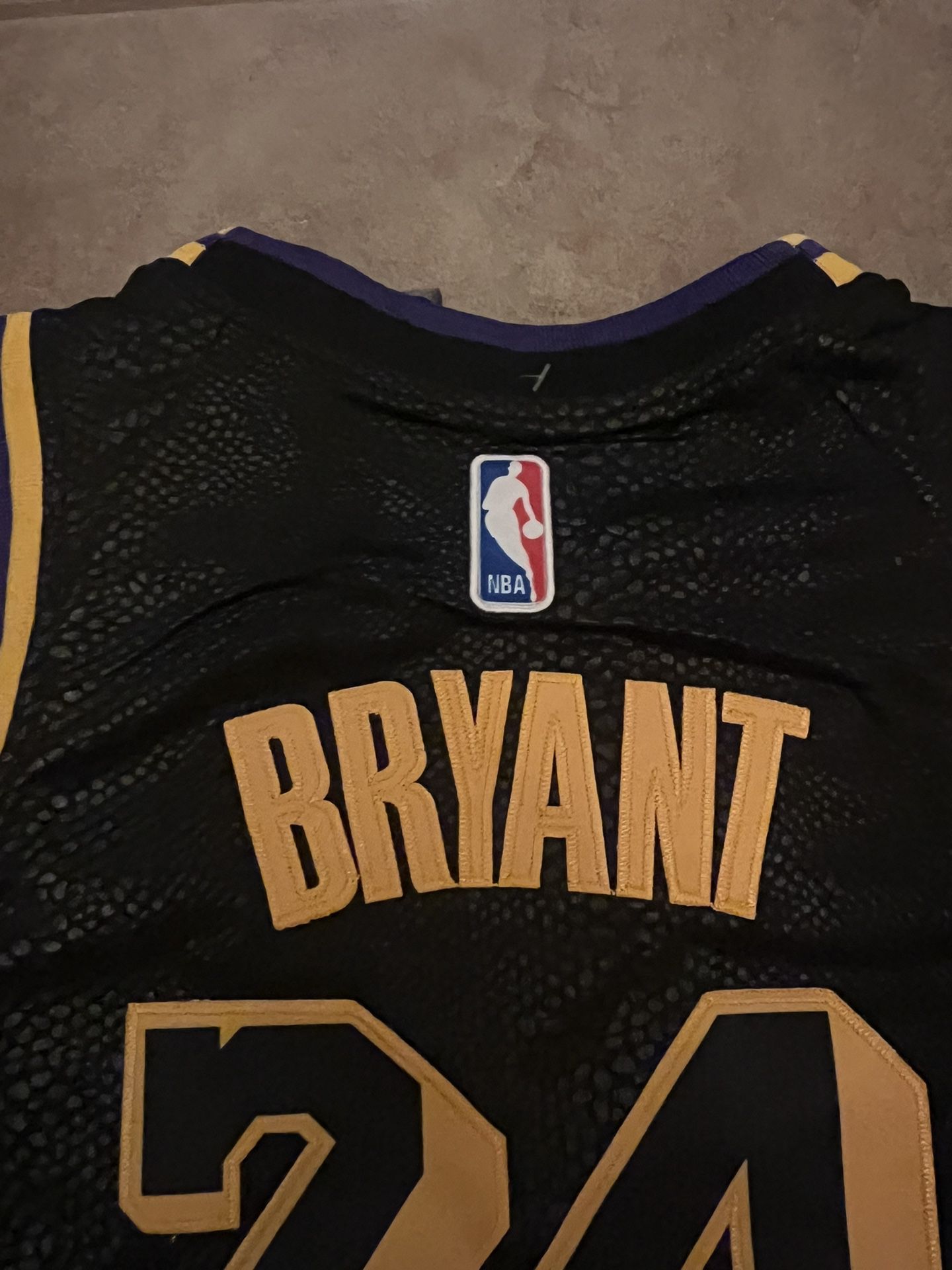 Lakers kid/youth Kobe Bryant jersey for Sale in Apache Junction, AZ -  OfferUp