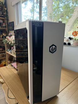 CyberPowerPC Gaming PC – i7-12700K | RTX 3070 Ti | 16GB DDR5 | 1TB NVMe | Liquid Cooled | RGB Setup