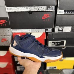 Jordan Midnight Navy 11 Lows size 11 VNDS 