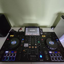 Rent Dj Equipment $200
