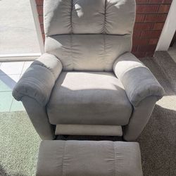 Recliner / rocking chair