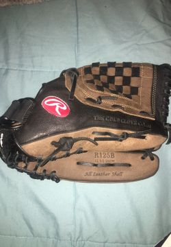 Rawlings R125B glove