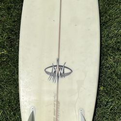 5’8” Hank Warner Custom Surf board