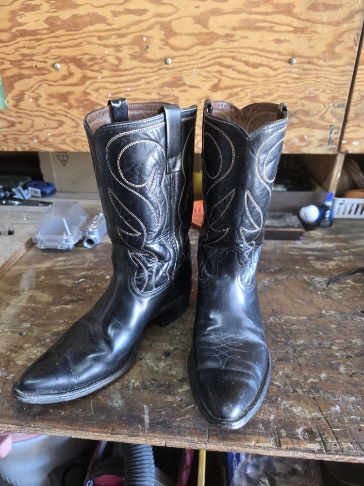 Cat Paw Boots